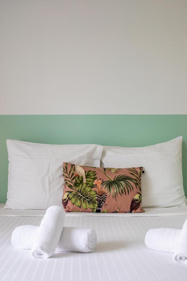 Boutique Hotel & Apartments Jt Curacao Willemstad Kültér fotó