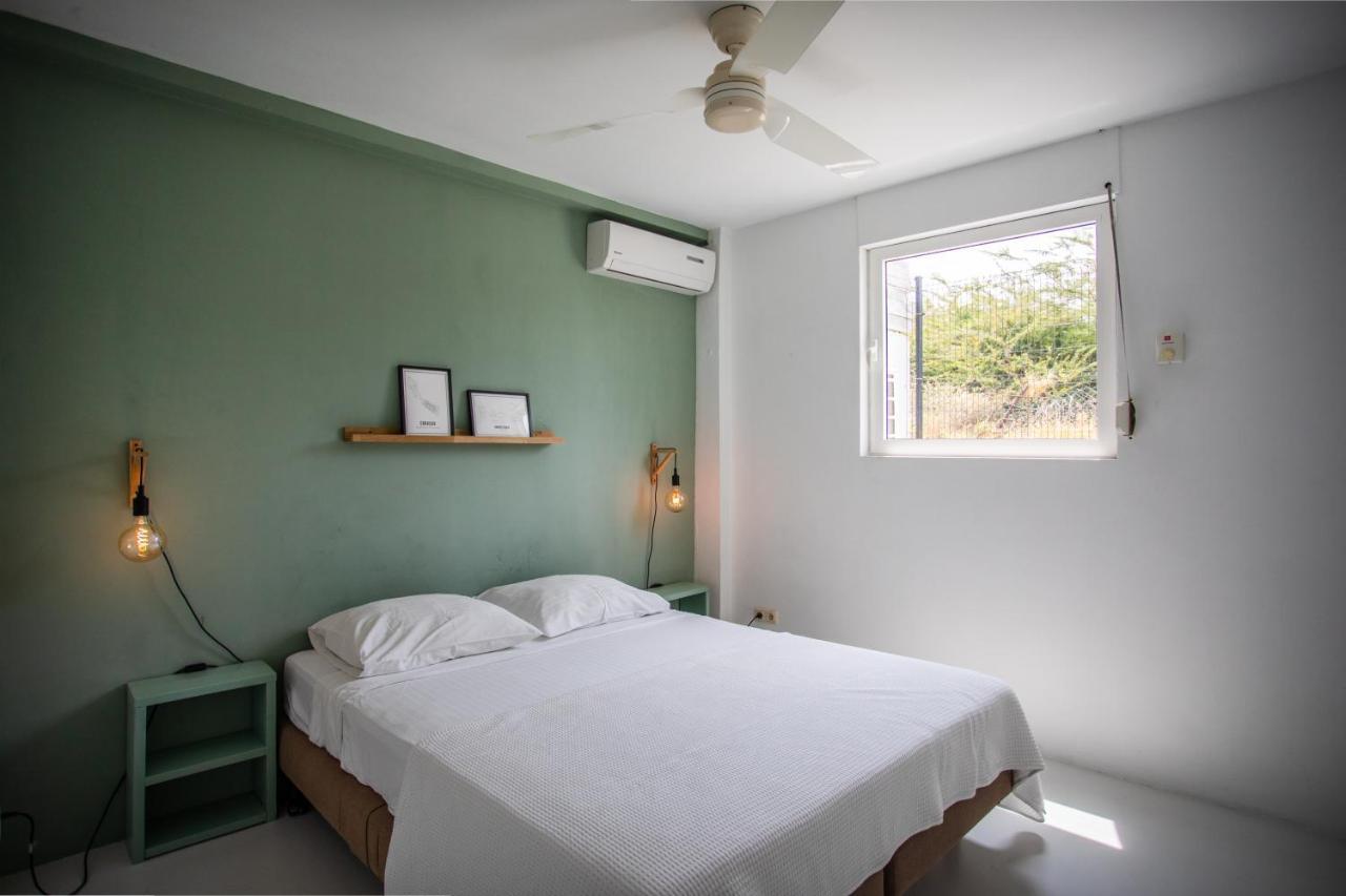 Boutique Hotel & Apartments Jt Curacao Willemstad Kültér fotó